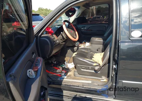 2008 Chevrolet Suburban 1500 Lt from USA, damaged, VIN 1GNFK16Y38R222425